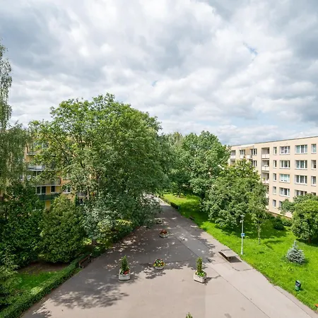 Afrykanska Urban Chic By Bookinghost