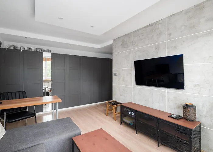 Afrykanska Urban Chic By Bookinghost * ワルシャワ