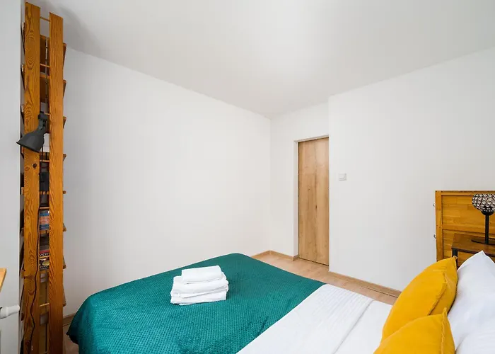 Afrykanska Urban Chic By Bookinghost * ורשה