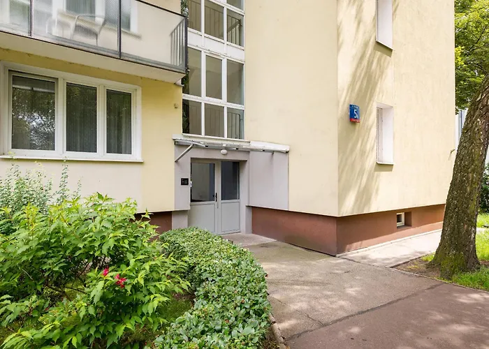 Afrykanska Urban Chic By Bookinghost